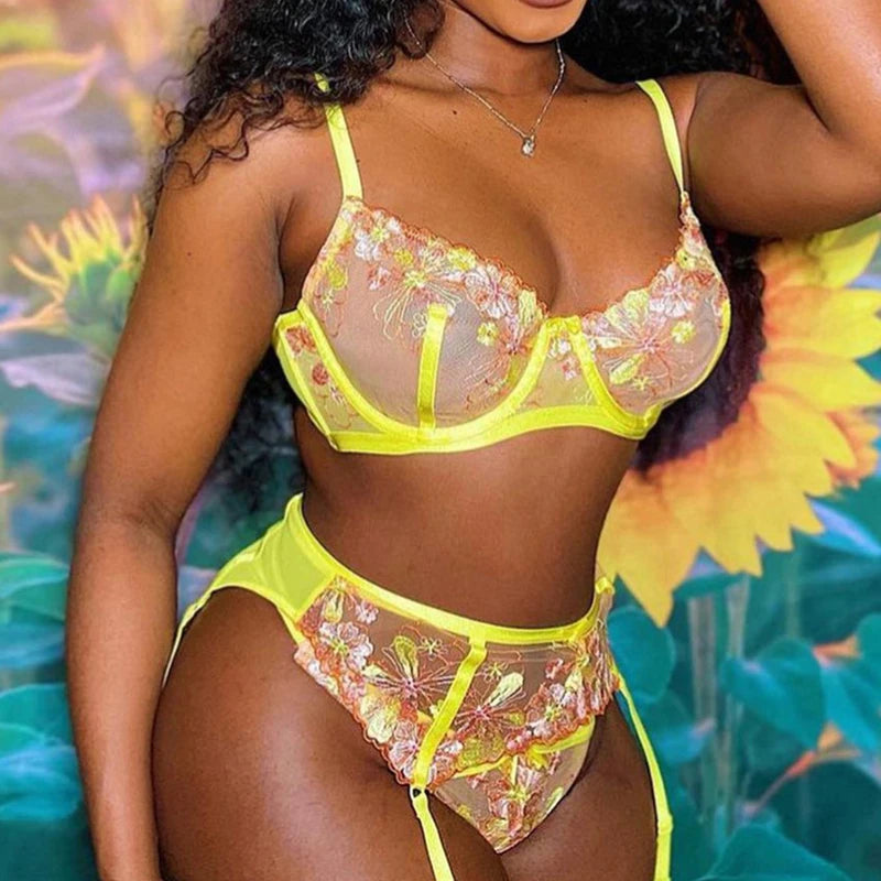 CINESSD Sexy Lingerie Floral Embroidery Underwear Set Short Skin Care Kits Push Up Underwire Brief Sets Garters Fancy Intimate